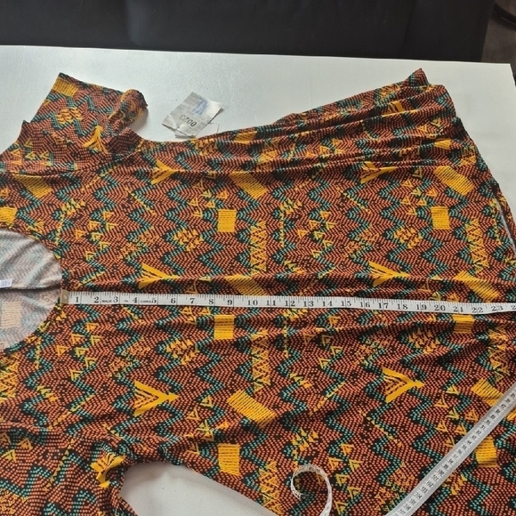 Vibrant And Bold Lularoe Perfect T - Picture 4 of 6